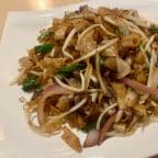 Best 122 ⼲ 炒 ⽜ 河 Hong Kong Style Chow Fun (什锦/海鲜/ 虾/ ⽜/ 鸡/ 素菜) in Long Beach, CA